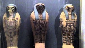 Musée du Louvre (Paris) - A Virtual Tour through the Louvre Museum in Paris, France