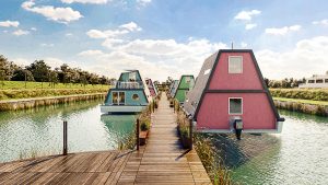 Hausboot Urlaub Lignano Sabbiadoro / Adria im 4* Marina Azzurra Resort ( Neueröffnung 2019 )