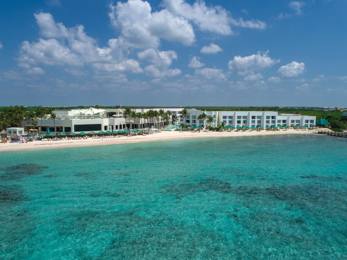 Sunscape Akumal Beach Resort