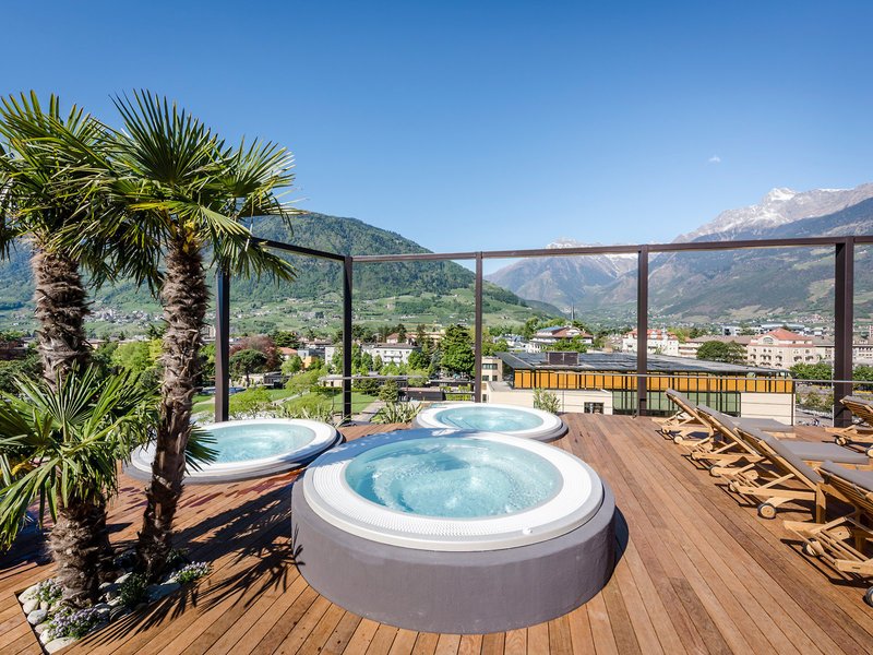 Feldmilla Designhotel, ab 259 &euro; &ndash; 2,3 oder 7 Tage Sand in Taufers / S&uuml;dtirol im 4* klimaneutralen Feldmilla Designhotel mit Verw&ouml;hnpension, Wellness & Spa-Bereich und Shuttleservice ins Skigebiet