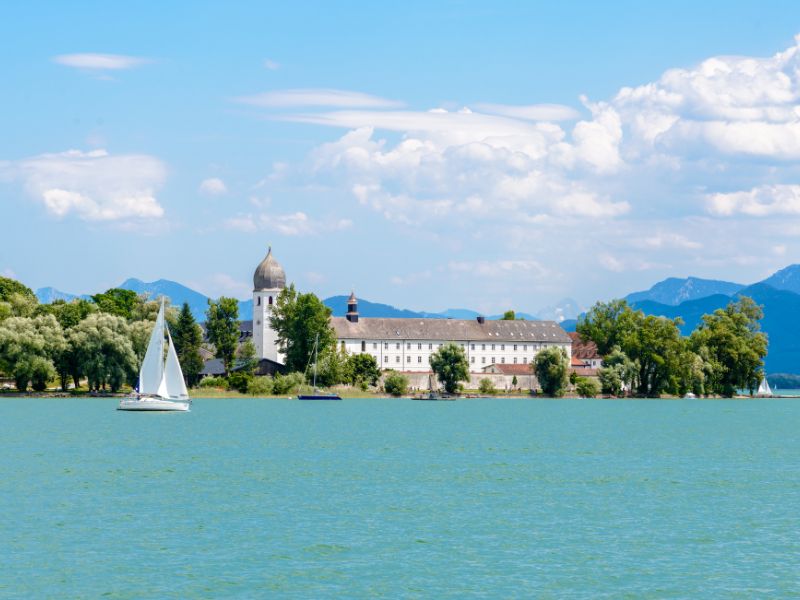 fraueninsel Sternradtour Chiemsee, ab 759 € – 8 Tage Sternradtour Chiemsee – Radeln rund um das Bayerische Meer inkl. 3* Hotel & Frühstück & Schifffahrt
