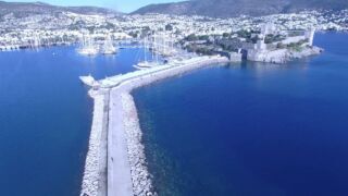 4K BODRUM KALESİ DRONE İLE ÇEKİM #1 TUI MAGIC LIFE Bodrum, ab 918 € – 9 Tage Bodrum / Türkei im 4* TUI MAGIC LIFE Bodrum – Adults Only (16+) inkl. All Inclusive, Transfer & Flug