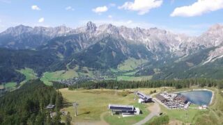 4k Ultra HD Luftaufnahme Drohne ♥ Maria Alm - Hochkönig Clubhotel Aldiana Hochkönig, statt ab 912 € jetzt 630 € – 7 Tage Mühlbach am Hochkönig / Österreich im 4* Clubhotel Aldiana Hochkönig inkl. Halbpension