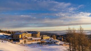 Hotel Feuerberg Gerlitzen Alpe Mountain Resort Feuerberg, ab 799 € – 5 Tage Bodensdorf / Ossiacher See im 4 * Mountain Resort Feuerberg inkl. Halbpension & Infinitypool
