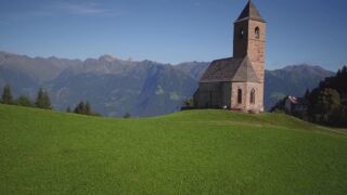 Ferienregion Hafling–Vöran–Meran 2000 | Area vacanze Avelengo–Verano–Merano 2000 Mesnerwirt, ab 219 € – 2,3 oder 7 Tage Hafling / Südtirol im 4* Mesnerwirt inkl. Halbpension