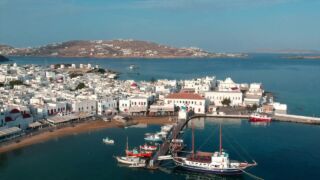 Mykonos 4k drone DeLight Boutique Hotel, ab 815 € – 7 Tage Agios Ioannis / Mykonos im 4,5* DeLight Boutique Hotel inkl. Frühstück, Transfer & Flug