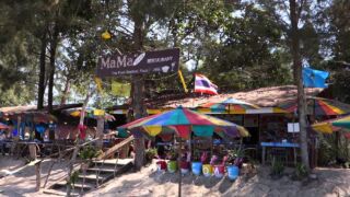 THE BEYOND RESORT, KHAO LAK, THAILAND and BEACH RESTAURANTS Beyond Resort Khaolak, ab 1.261 € – 13 Tage White Sand Beach / Khao Lak im 4* Beyond Resort Khaolak inkl. Frühstück, Transfer & Flug