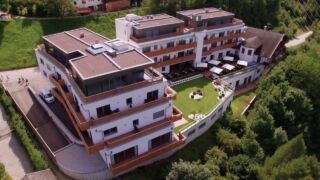 Hotel DasMEI in Mutter nahe Innsbruck Hotel dasMEI, jetzt ab 146 € statt ab 159 € – 2, 3 oder 7 Tage Erholungsurlaub in Innsbruck im 4* Hotel dasMEI inkl. Halbpension