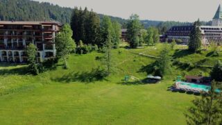 Schloss Elmau: Strandurlaub in den Bergen Schloss Elmau, ab 701 € – 2, 3 oder 7 Tage Krün / Bayern in der 5* Schloss Elmau – Luxury Spa & Cultural Hideaway inkl. Frühstück