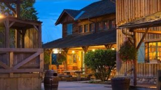 Disney's Hotel Davy Crockett Ranch (Tour dell'Hotel) Disney's Davy Crockett Ranch, ab 404 € – 3,4 oder 7 Tage Disneyland Paris im Disney Nature Resort: Disney’s Davy Crockett Ranch inkl. Flügen & Eintrittskarten f. Disney® Parks