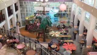 Full tour of Explorers Hotel at Disneyland Paris Algonquin's Explorers Hotel, ab 403 € – 3,4 oder 7 Tage Disneyland Paris im 3* Algonquin’s Explorers Hotel at Disneyland® Paris inkl. Frühstück, Flug & Eintrittskarten f. Disney® Parks