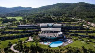 Argentario Golf Resort & Spa - Official Video - Tuscan Hotel Experience Argentario Golf Resort, ab 286 € – 2,3 oder 7 Tage Golf- & Wellnessurlaub in Porto Ercole / Toskana im 5* Argentario Golf Resort & Spa