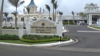 Luxury Bahia Principe Fantasia. Complete trip of the Hotel. 1/4 Fantasia Bahia Principe Tenerife, ab 704 € statt ab 768 € – 7 Tage Strandurlaub in San Miguel de Abona / Teneriffa im 4,5* Fantasia Bahia Principe Tenerife mit All Inclusive, Transfer & Flügen