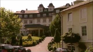 Hotel Schloss Seefels - Das Hotel - Deutsch Hotel Schloss Seefels, ab 402 € – 2,3 oder 7 Tage Pörtschach am Wörthersee im 5* Hotel Schloss Seefels inkl. Frühstück