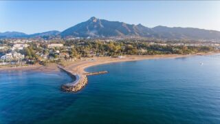 Marbella Drone - Costa del Sol - Andalusia Ikos Andalusia, ab 1.473 € – 7 Tage Playa Estepona / Costa del Sol & Costa Tropical im 5* Ikos Andalusia ( Neueröffnung 2020 ) inkl. All Inclusive, Transfer und Flug