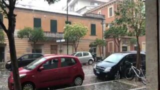 Grandine Pescara centro 10 luglio 2019 Unwetter Adria, Heftige Unwetter wüten entlang der Adriaküste