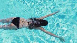 Therme Meran im Sommer - Terme Merano in estate Hotel Therme Meran, ab 381 € – 2,3 oder 7 Tage Erholungsurlaub in Meran / Südtirol in der 4,5* Hotel Therme Meran