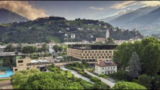 Hotel Therme Merano - The 4 Elements in the Sky Spa Hotel Therme Meran, ab 381 € – 2,3 oder 7 Tage Erholungsurlaub in Meran / Südtirol in der 4,5* Hotel Therme Meran