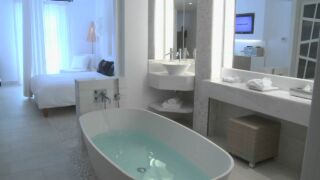 MYKONOS GRAND Hotel & Resort - A Luxury Beach Resort Mykonos Grand Hotel & Resort, ab 957 € – 7 Tage Insel Mykonos / Griechenland im 5* Mykonos Grand Hotel & Resort inkl. Halbpension, Transfer & Flügen