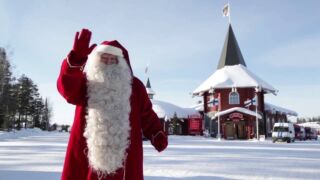 Christmas House Santa in Santa Claus Village in Lapland - Official Santa Claus of Arctic Circle Santa Claus Holiday Village, ab 129 € – 2,3,4 oder 7 Tage ins Weihnachtsdorf nach Rovaniemi / Finnland im 3* Santa Claus Holiday Village inkl. Frühstück & Santa Claus