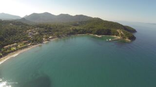 🎬 Arilla Beach, Perdika (Sivota) Greece ✈ (Drone) Marbella Elix Hotel, ab 1068 € – 7 Tage Perdika / Griechenland im 5* Marbella Elix Hotel ( Neueröffnung 2021 ) inkl. All Inclusive, Transfer & Flügen