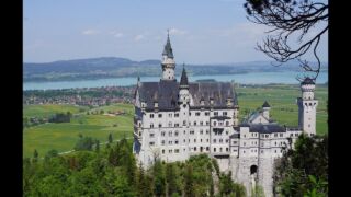 Schwangau, Dorf der Königsschlösser Neuschwanstein und Hohenschwangau AMERON Neuschwanstein Alpsee Resort & Spa, ab 182 € – 2,3 oder 7 Tage Schwangau / Deutschland im 4* AMERON Neuschwanstein Alpsee Resort & Spa ( Neueröffnung 2019 ) inkl. Frühstück