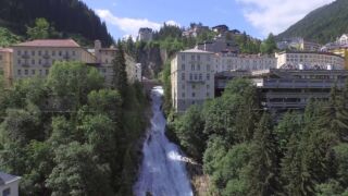 Flying Waters - Zipline in Badgastein Das Bergparadies, ab 110 € – 2,3,4 oder 7 Tage Thermenurlaub in Dorfgastein / Österreich im 4* Das Bergparadies & täglich unbegrenzt kostenfreier Eintritt in die Alpentherme Gastein